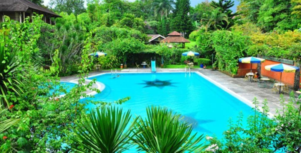 Taman Sari Hotel Dan Resort Сукабуми Екстериор снимка