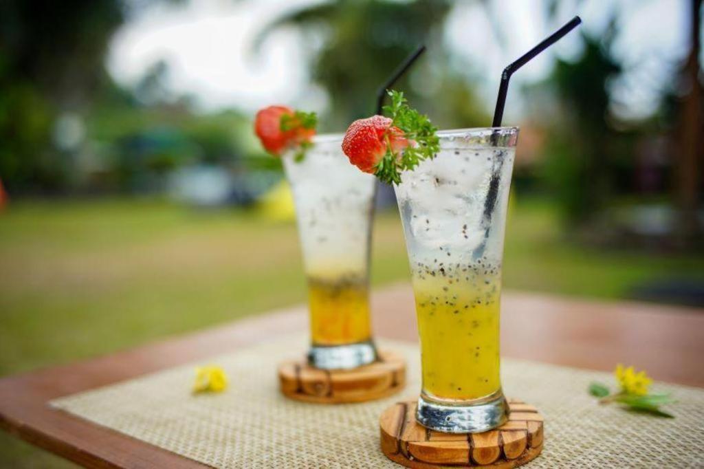 Taman Sari Hotel Dan Resort Сукабуми Екстериор снимка